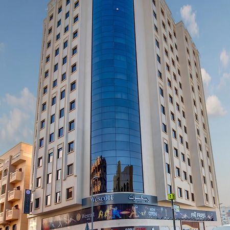 Wescott Hotel Дубай Екстериор снимка