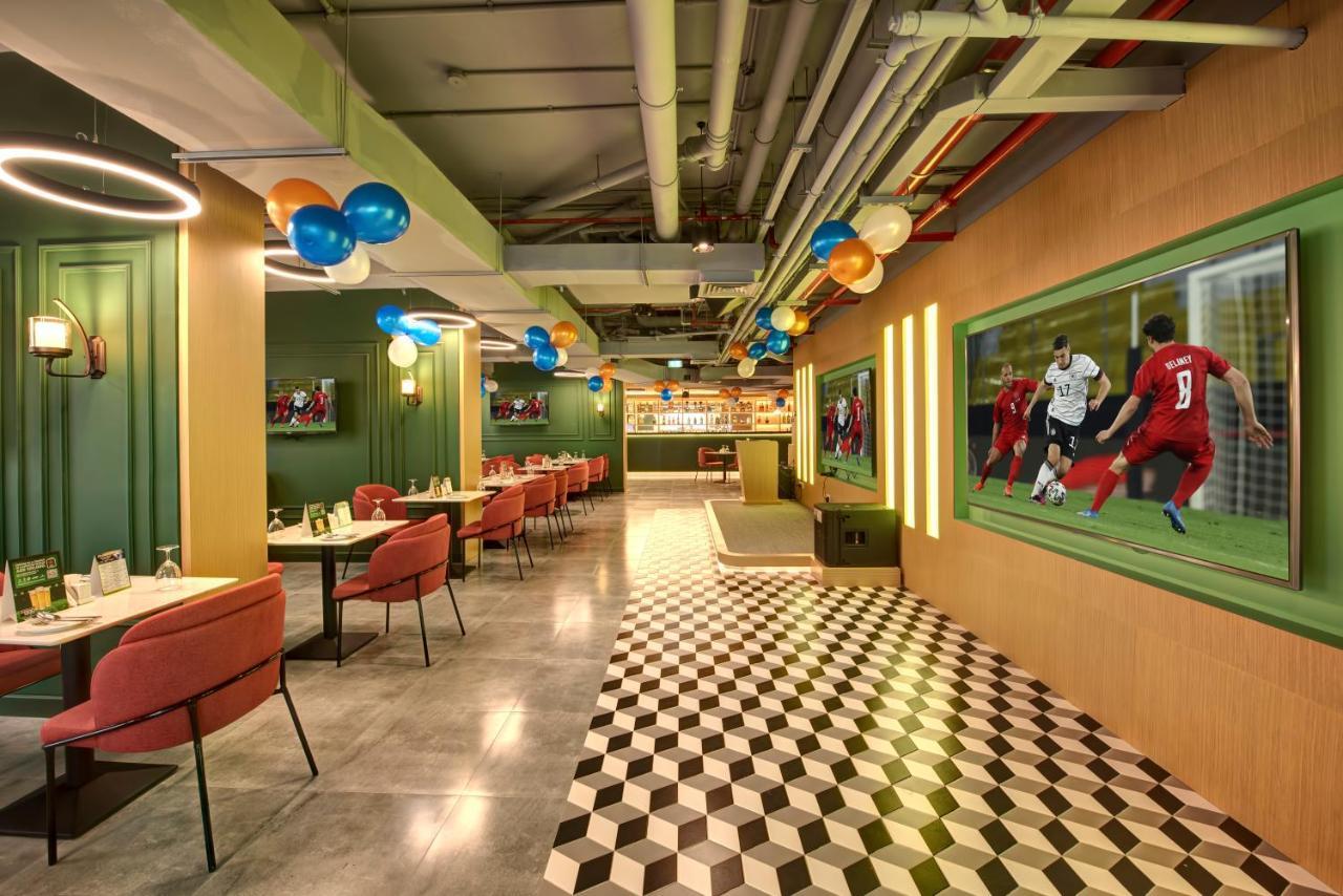 Wescott Hotel Дубай Екстериор снимка