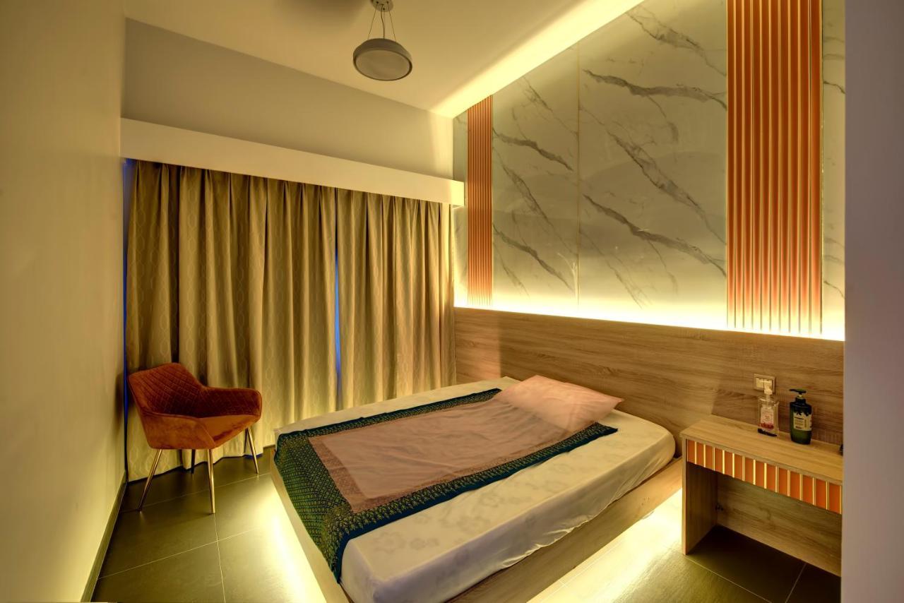 Wescott Hotel Дубай Екстериор снимка