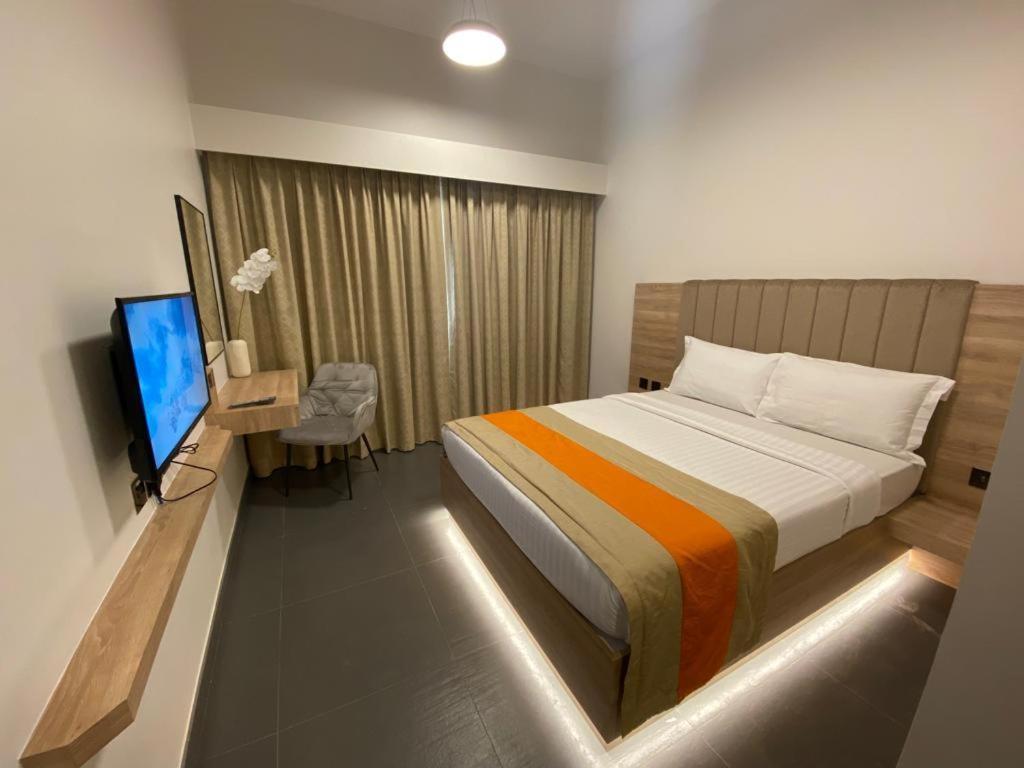 Wescott Hotel Дубай Екстериор снимка